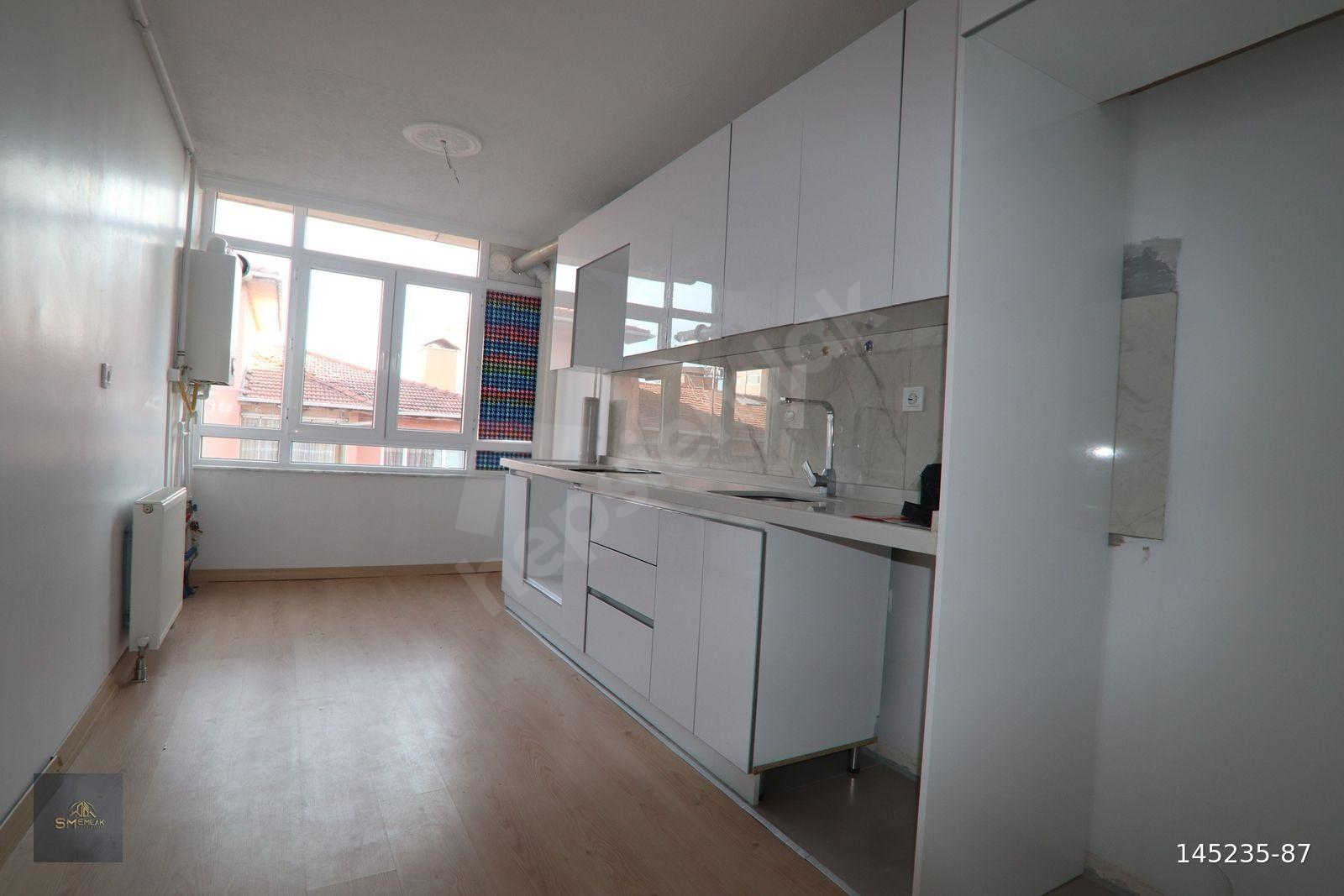 SM EMLAK'TAN KARACAÖREN MAH 2+1 4.KAT YAPILI KİRALIK DAİRE