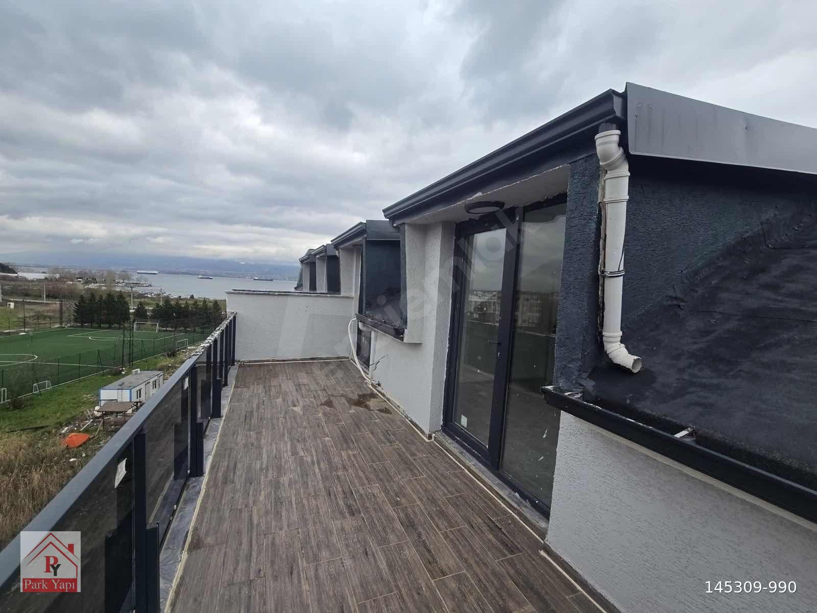 İzmit Sea Life da 4+1 Dubleks Kiralık Daire