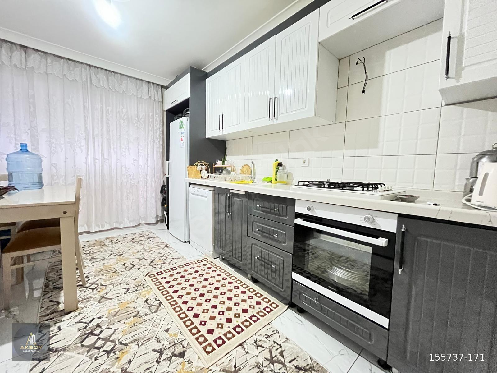 BEŞİKKAYADA ALTINKÖY MANZARALI 4+1 GENİŞ YÜKSEK GİRİŞ DAİRE