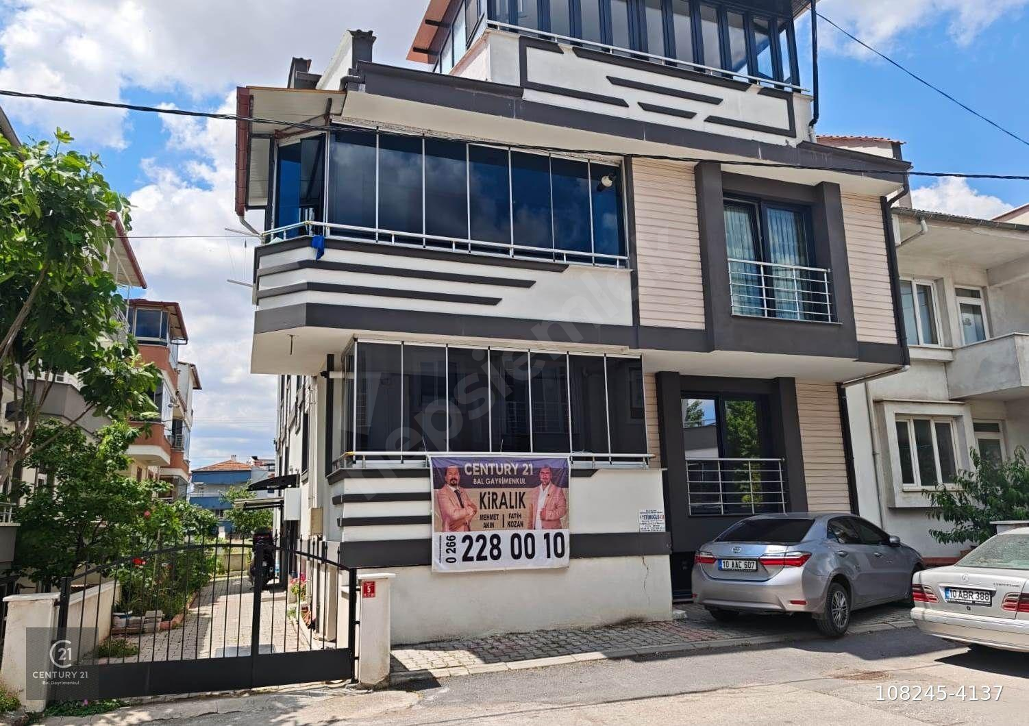 KİRALIK DAİRE 3+1 TOYGAR MAHALLESİ CENTURY 21 BAL'DAN