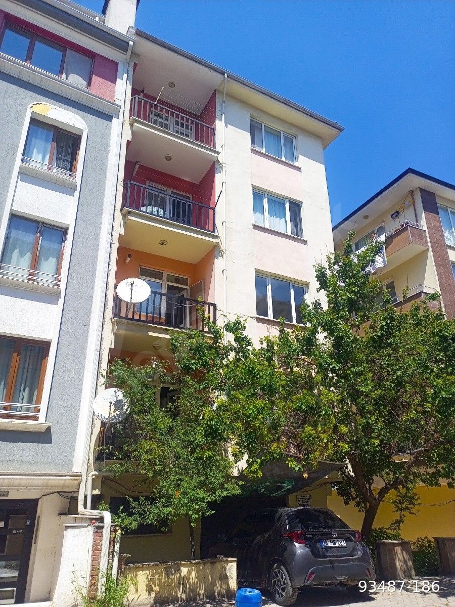 MİRAÇ EMLAKTAN BAHÇELİEVLER MAHALLESİNDE KİRALIK 3+1DAİRE