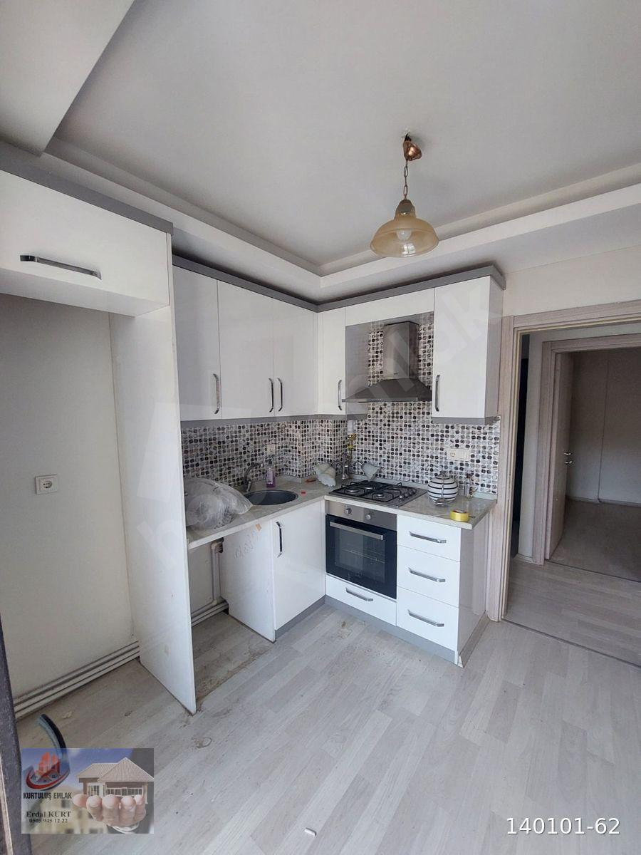 SALİHLİ KURTULUŞ MAHALLESİNDE KİRALIK 2+1 DAİRE