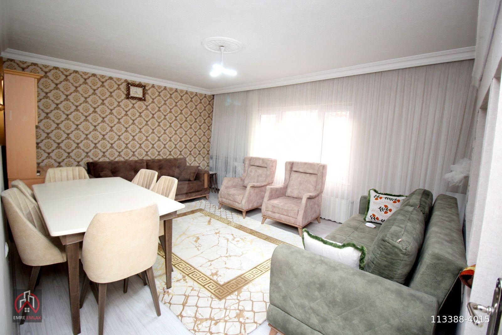 EMRE EMLAK'TAN TOPÇU MAH'DE MERKEZİ YERDE 3+1 145 M2 GENİŞ DAİRE