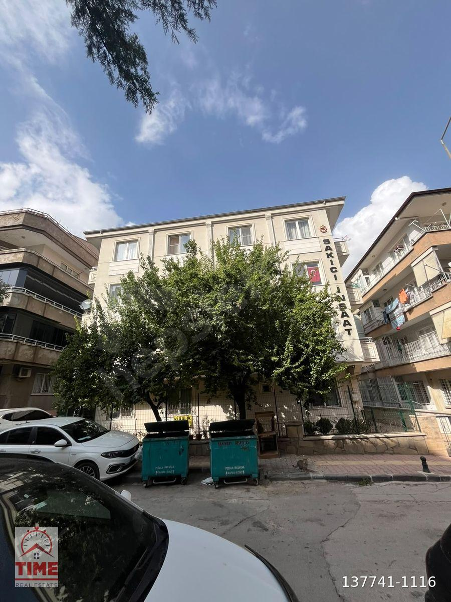 TIME KURUMSAL'DAN-ŞAHANE KONUMDA-MEMUR BİNASINDA-EŞYALI