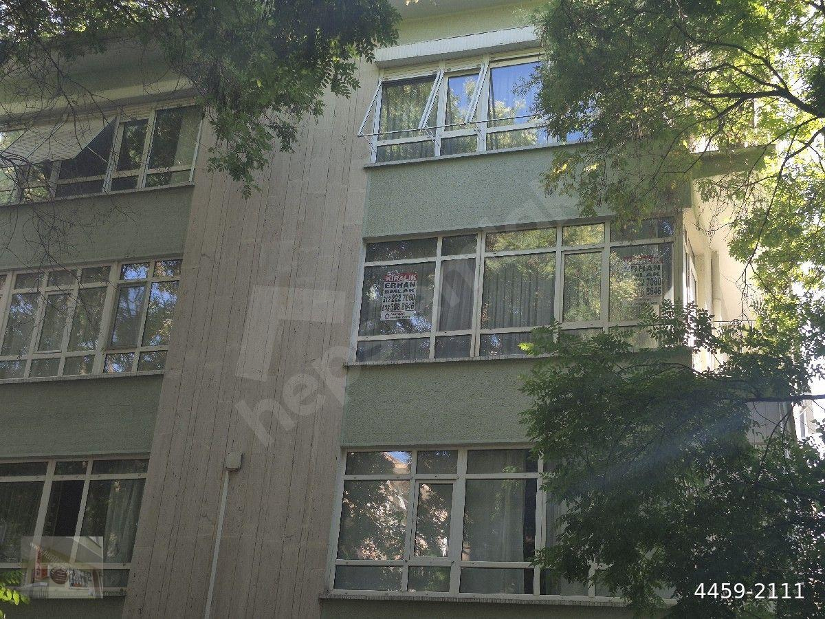 ERHAN'DAN 7.CADDEYE VE KÜTÜPHANEYE YAKIN BAKIMLI ORTAKAT ÖN 3+1 DAİRE BOŞ