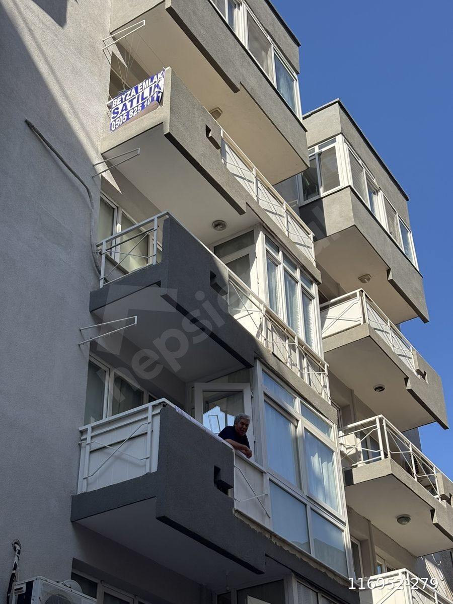BALÇOVA BELEDİYE YAKINI ARAKAT JEOTERMALLİ 3+1 SATILIK DAİRE