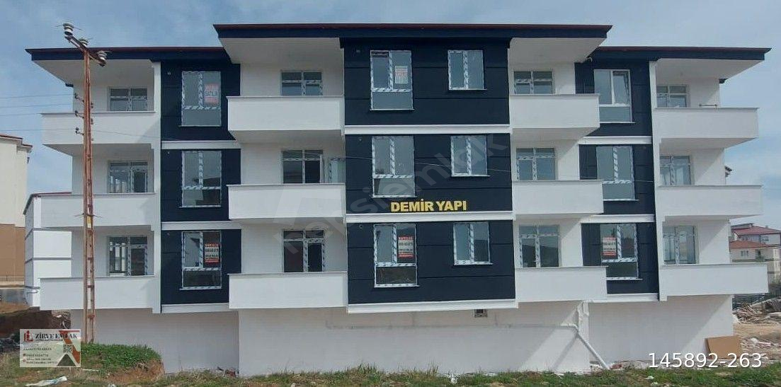 ZİRVE EMLAKTAN YUNUS EMRE MAH.DE SATILIK 2+1 DAİRELER