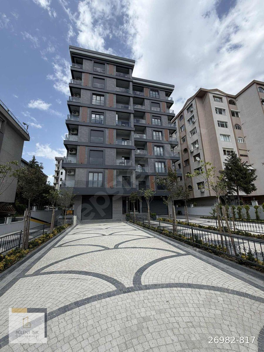 BAHÇELİEVLER MERKEZİ KONUMDA 3+1 KAPALI OTOPARKLI
