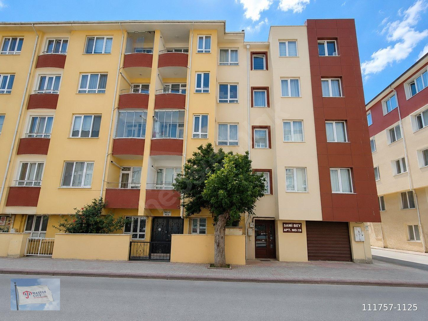 BAHÇELİEVLERDE, CADDEYE YAKIN, EŞYALI, KİRALIK 1+1 DAİRE