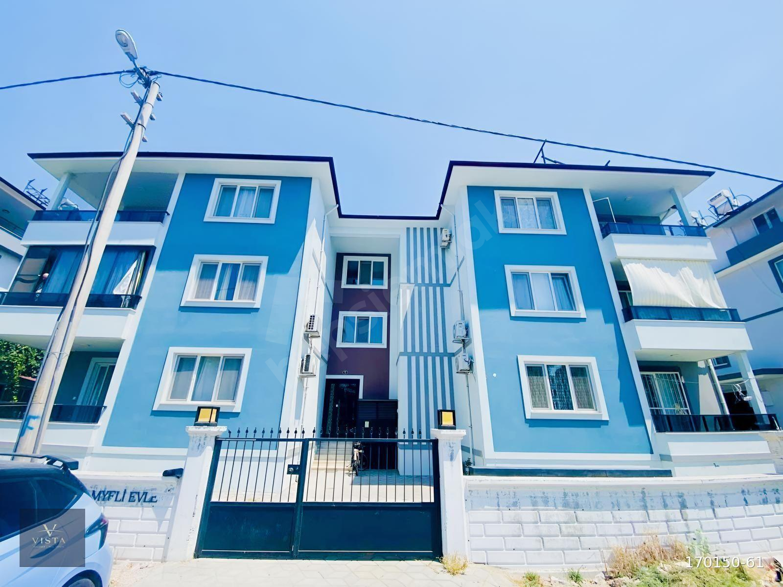 DALAMAN HÜRRİYETTE SATILIK YÜKSEK KREDİLİ GENİŞ 1+1 DAİRE