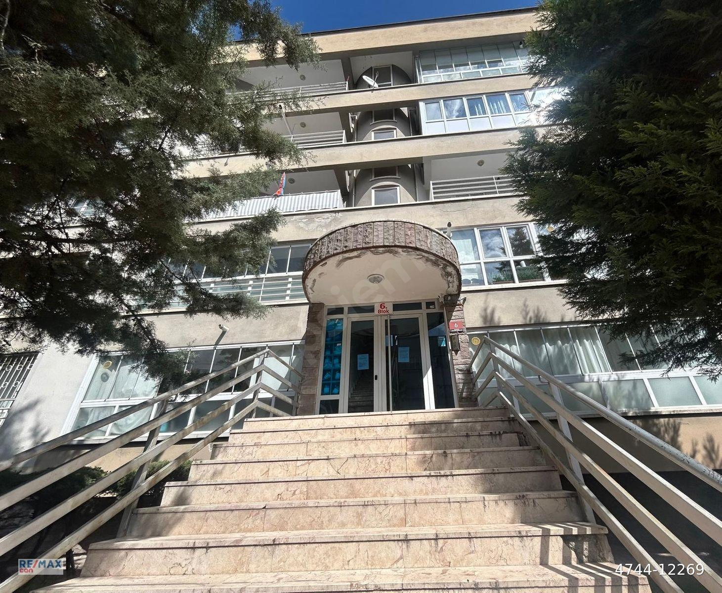 ERYAMAN GÜZELKENT MAHALLESİ ÖZ MUHTARLAR SİTESİNDE ARA KAT 3+1