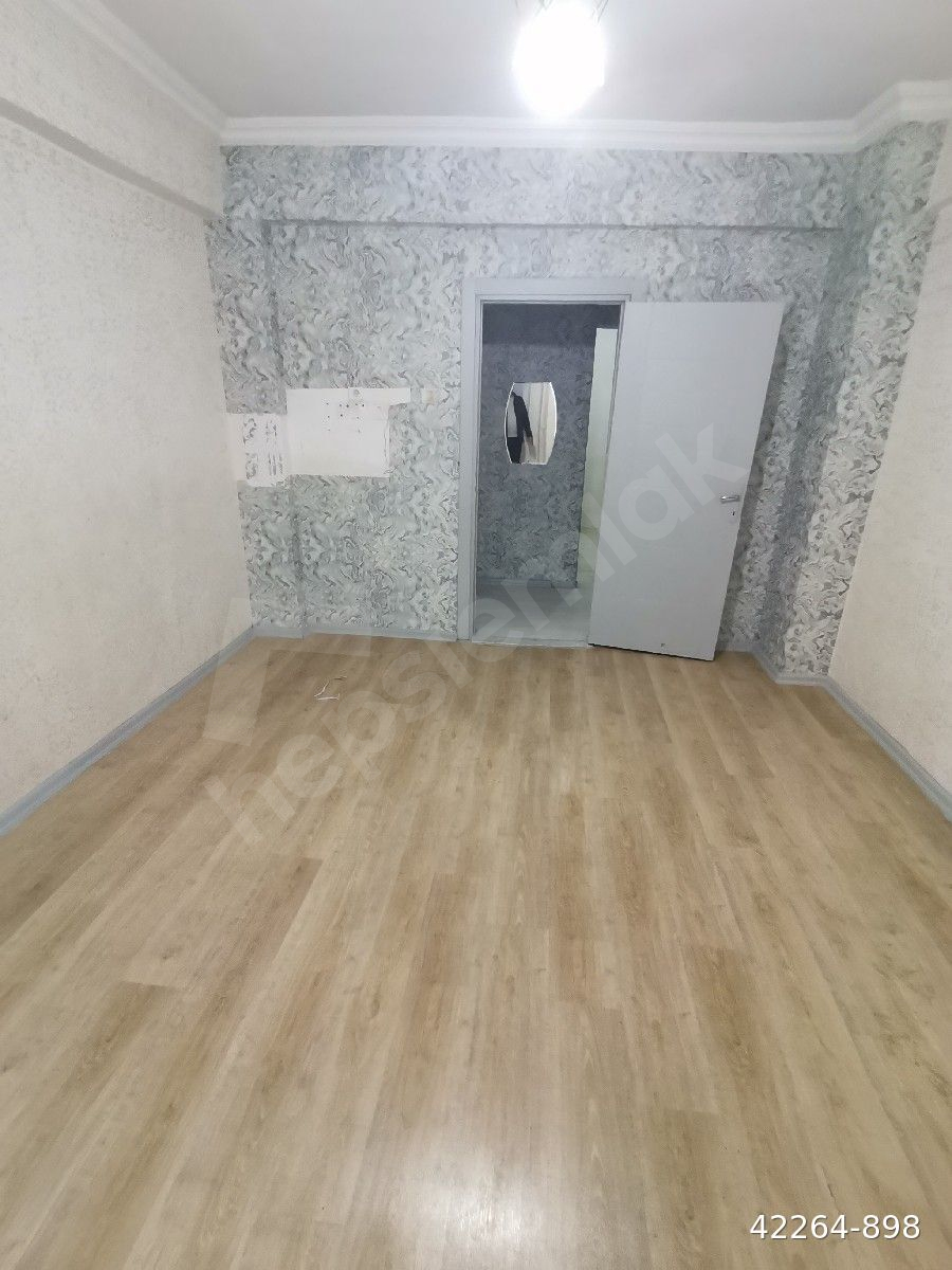 Yüksekalan mah salı pazarı karşısı 2+1 yatırımlık daire 2milyon950bintl