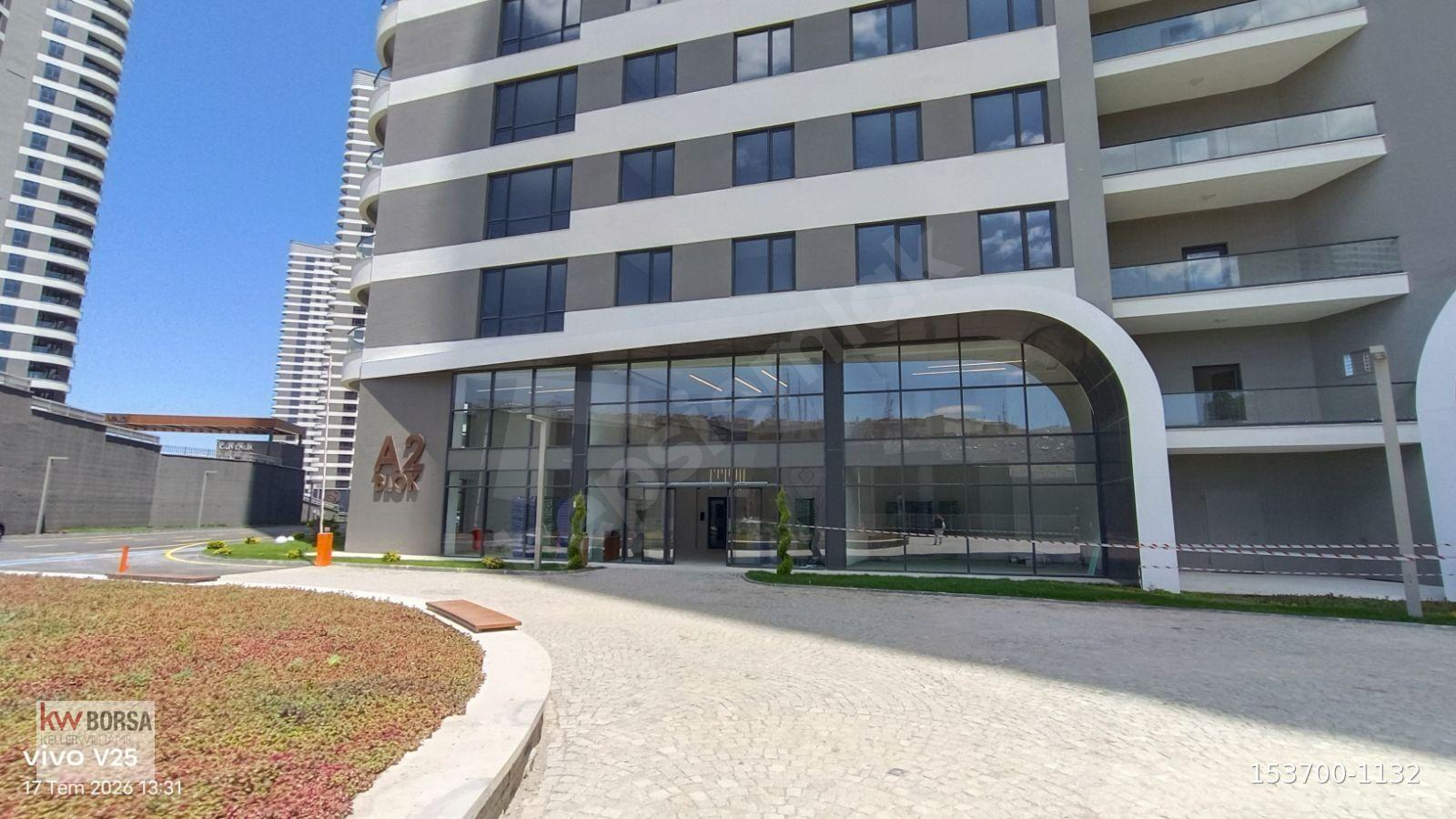 **NATURA VADİ'de yüksek kat 5+1 - 3 banyolu **5-room apartment**