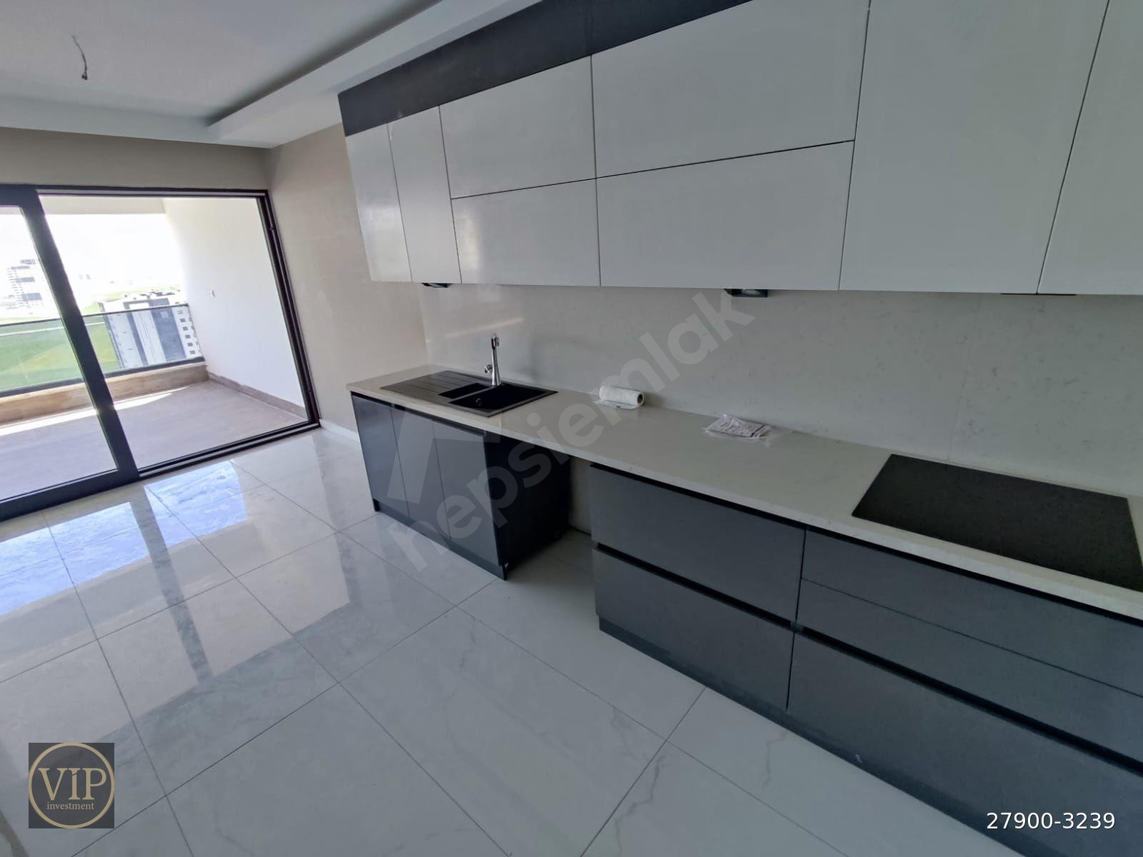 YUVAKÖY MAH. NORM TOWER'DA FULL YAPILI 4+1 KİRALIK DAİRE