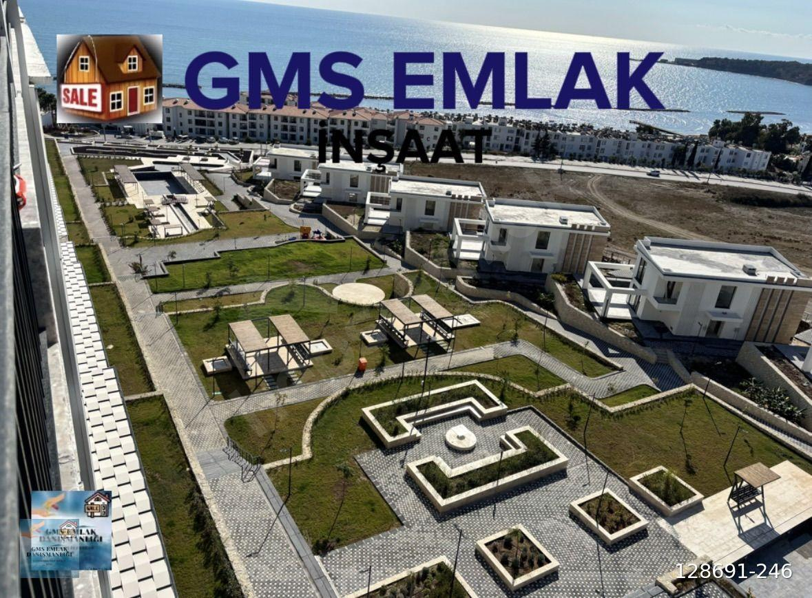 KARATAŞ’IN EN LUX YÜKSEK SOSYAL DONATILI DENİZ MANZARALI PARADİSE LİFE SİTESİNDE SATILIK EŞYALI DAİR