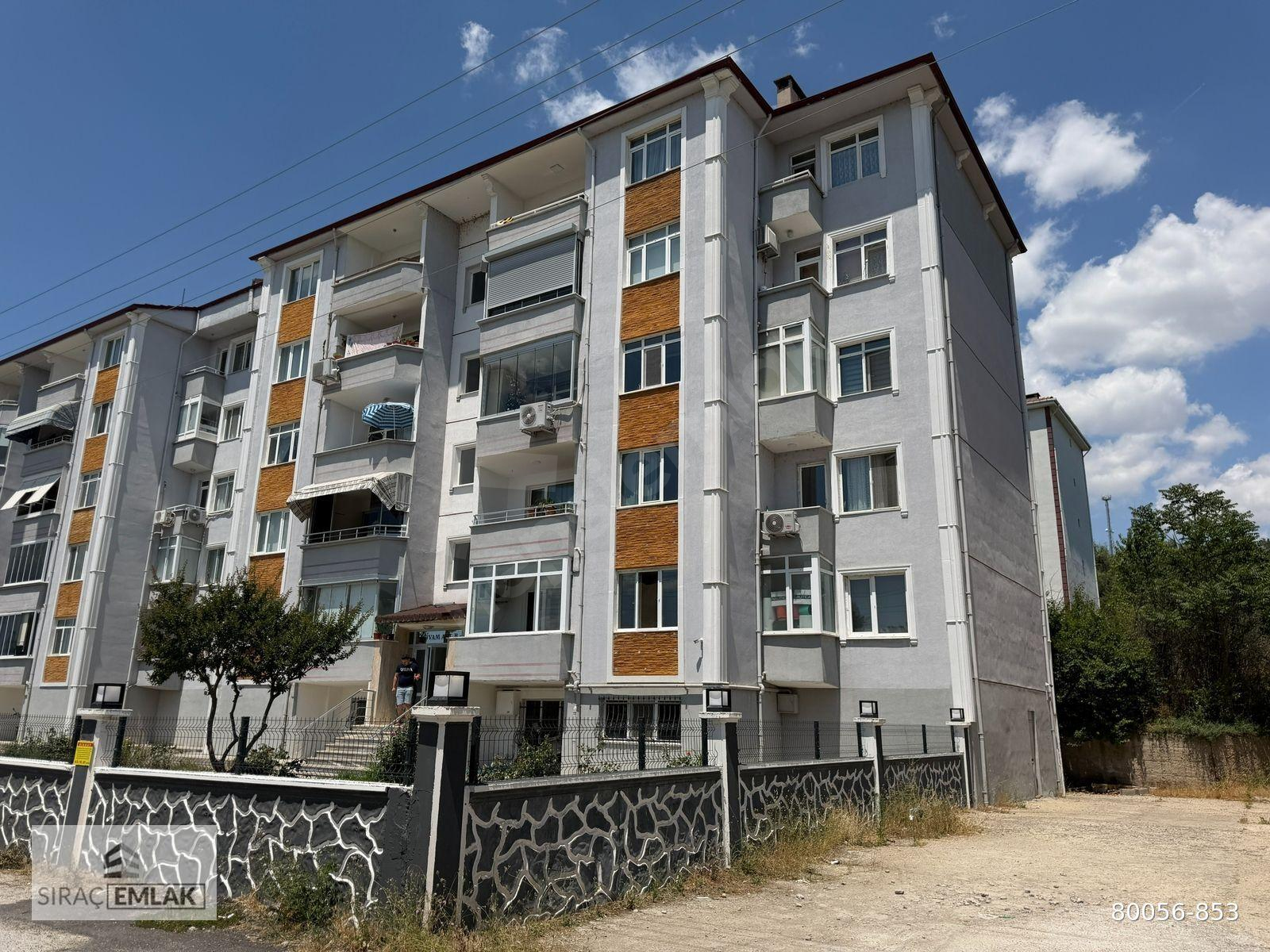 TRAKYA ÜNİ AYŞEKADIN YERLEŞKESİ YANI ERASTA KARŞISI ARA KAT 4+1