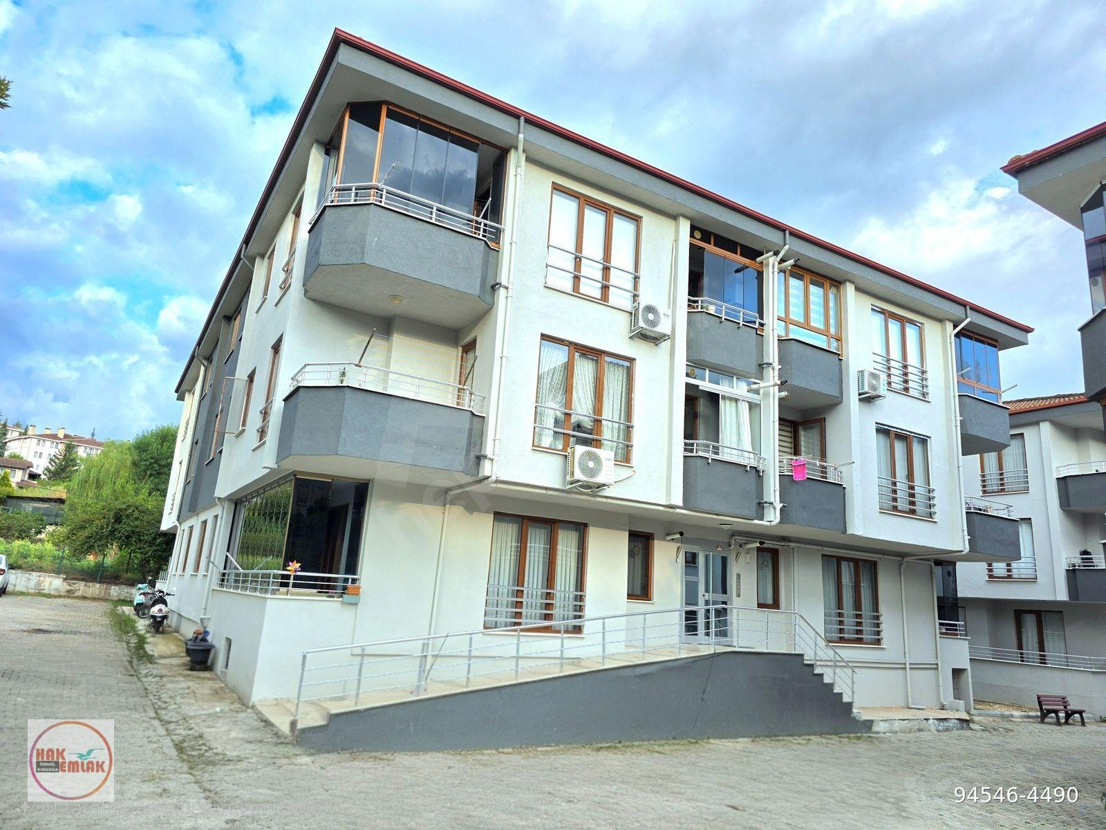 Hak Emlak'tan Demetevler Mah. Site İçerisinde Satılık 3+1 Daire