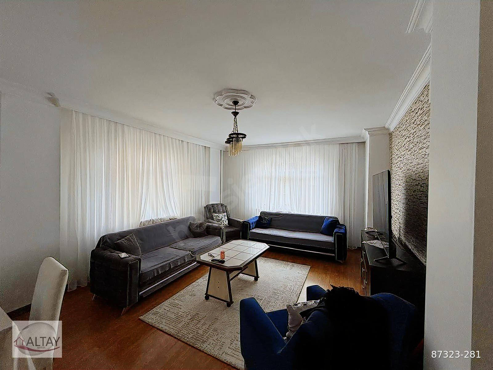 KAYIŞDAĞ MAH. PEMBEGÜL SOKAK KATTA TEK DAİRE. 2+1.100 M2,3 KAT