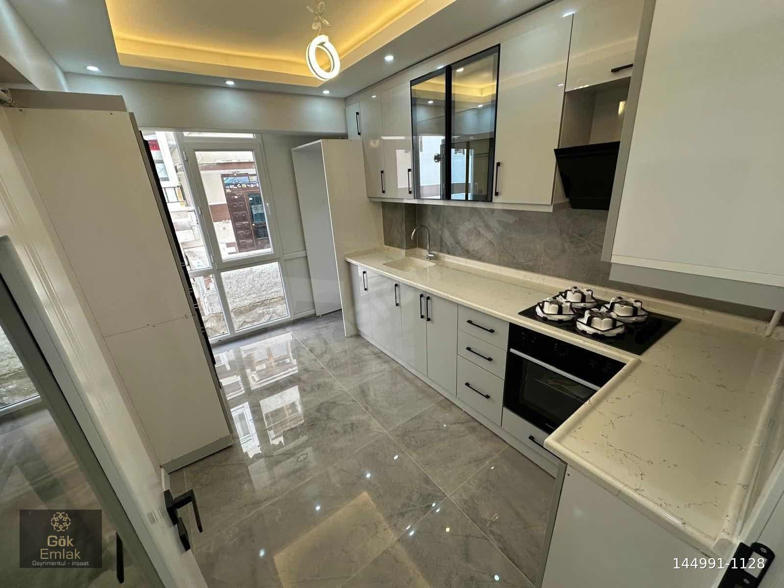 SELÇUKLU MAH'DE HARİKA KONUM ÖZEL TASARIM BAĞIMSIZ 3+1