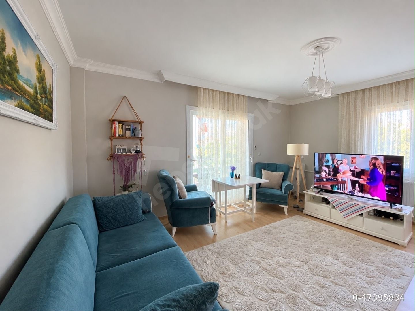 Sahibinden Güllük merkezde havuzlu sitede eşyalı kiralık daire