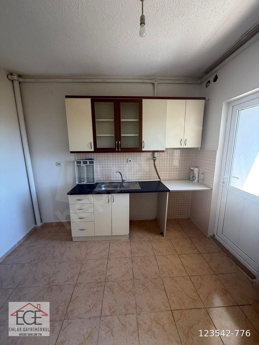 EGE EMLAKTAN BEYENDİK TOKİ KONUTLARINDA GÜNEY CEPHE ARAKAT 2+1