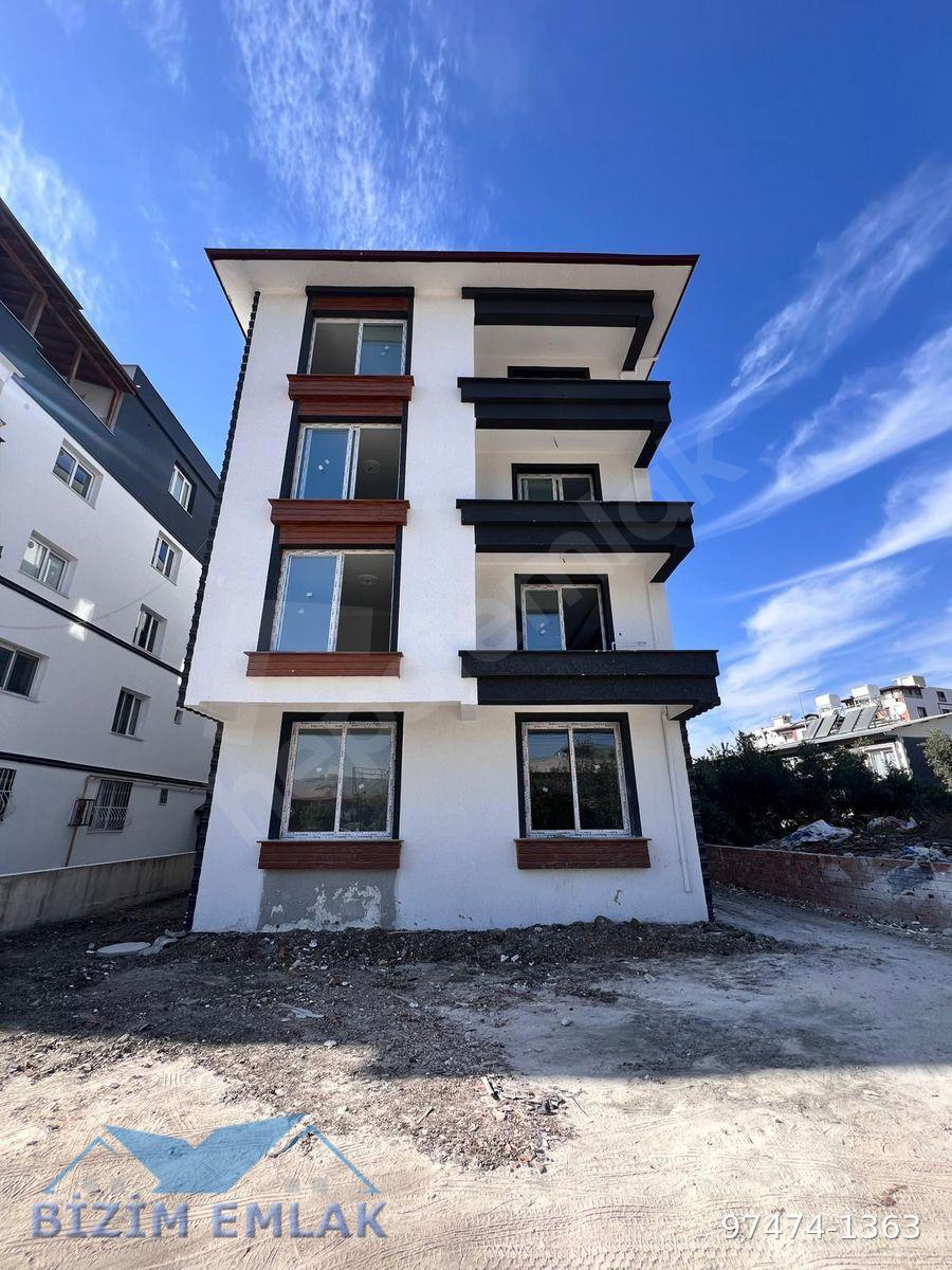 ÇEKMECE DE SATILIK YENİ BİNADA DAİRE