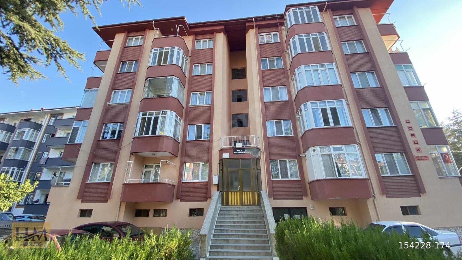 Halıkentte ŞOK Karşısında 2+1 Daire