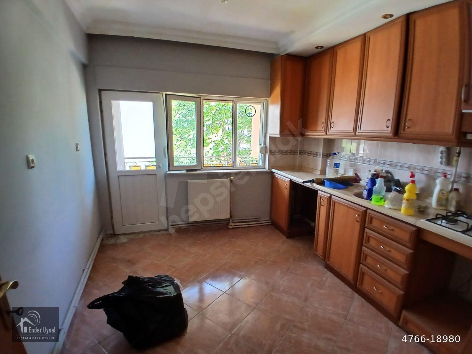 ENDER UYSAL GAYRİMENKULDEN SİTELERDE 2+1 KOMBİLİ ARAKAT DAİRE