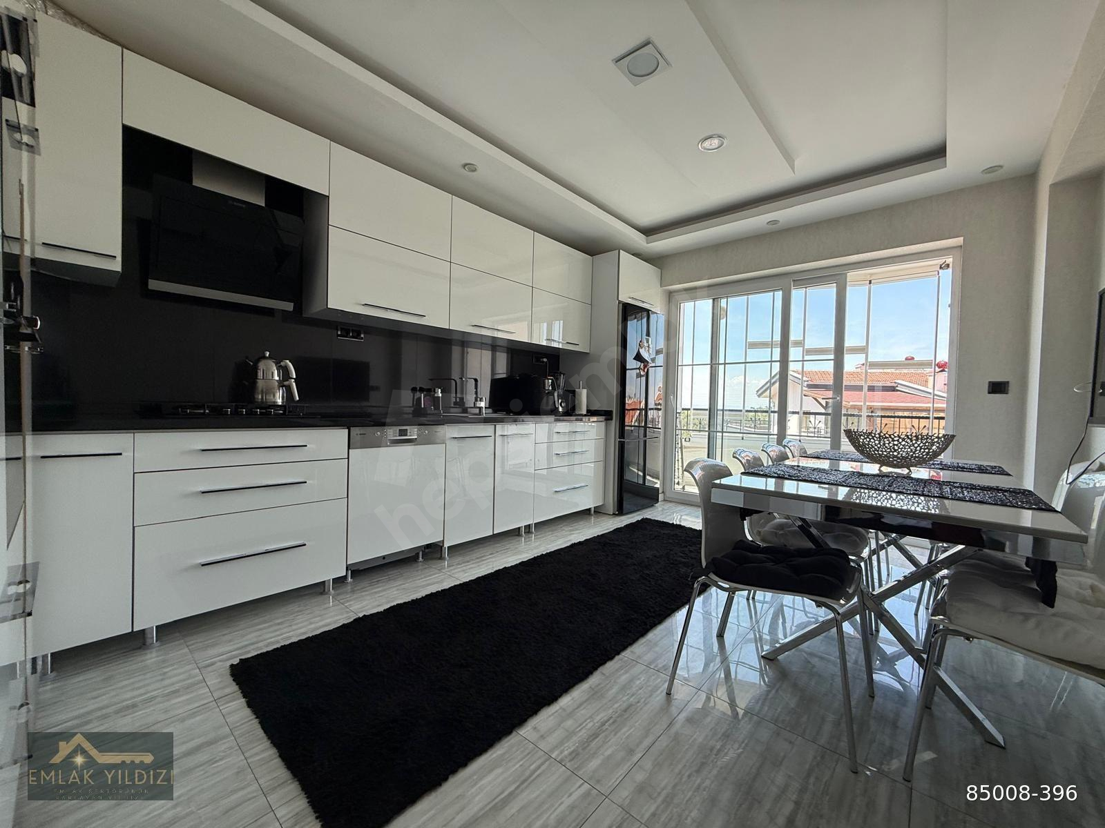 *EMLAK YILDIZI* ORMAN MANZARALI NET 150m2 3+1 ÖZEL YAPILI DAİRE