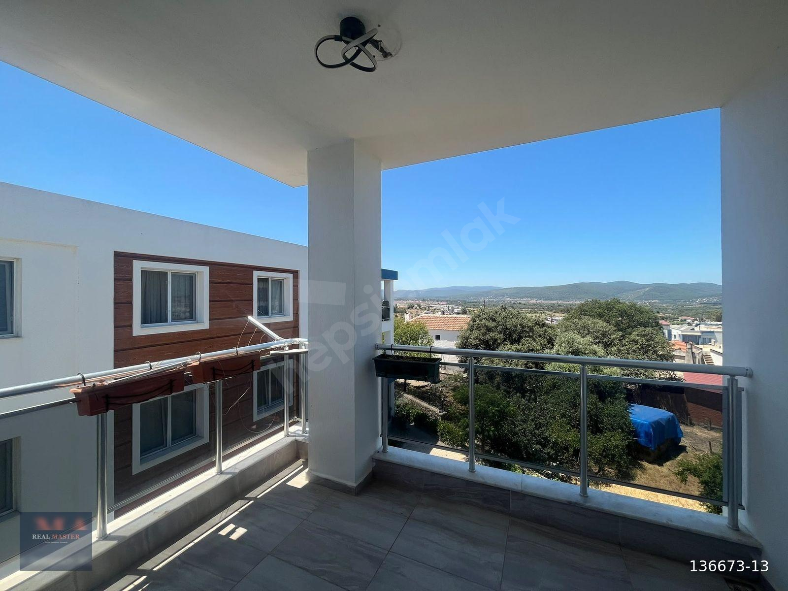 BODRUM MUMCULAR MERKEZ DE 3+1 KİRALIK ÜST KAT DAİRE
