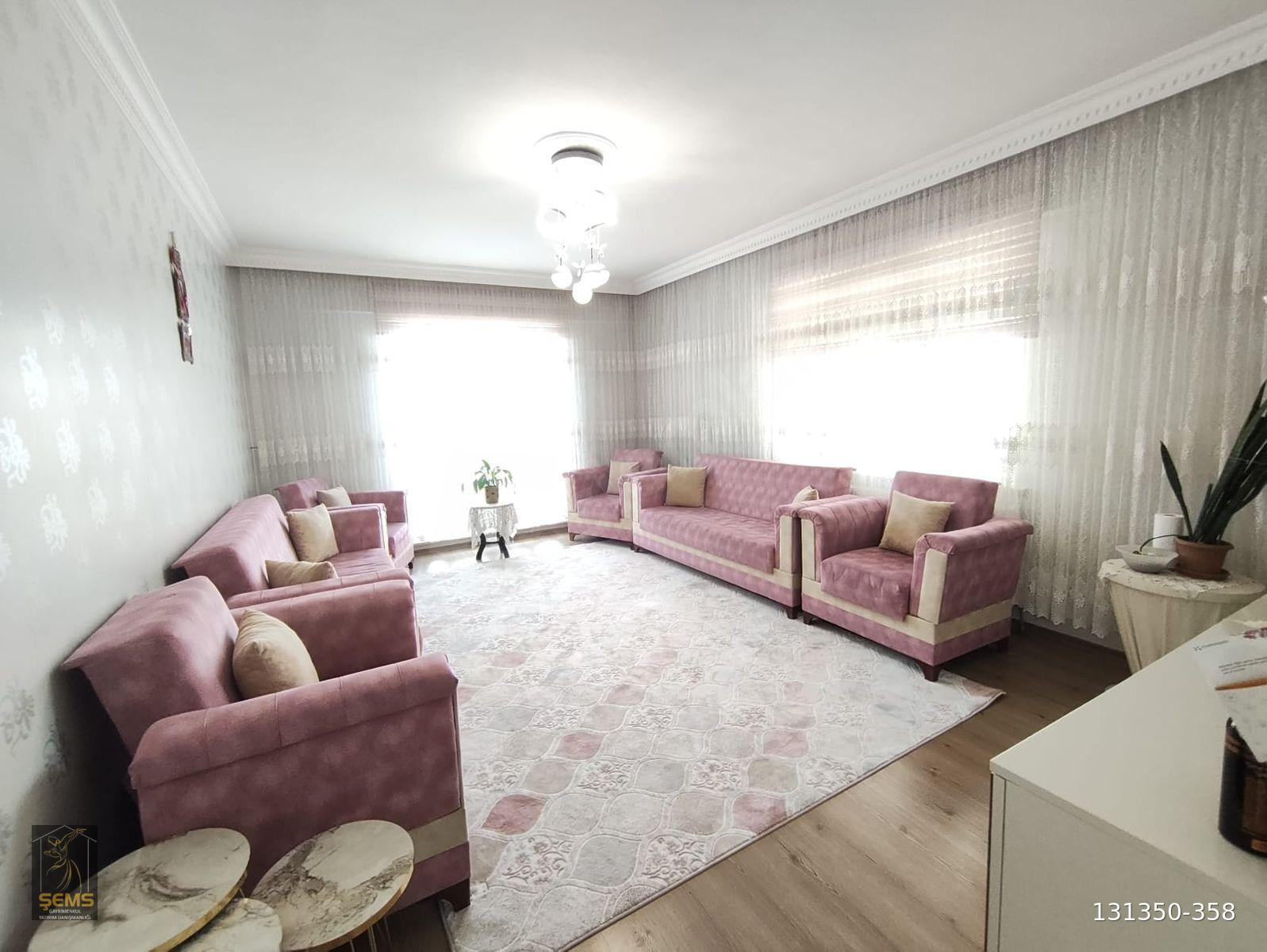 SETE İÇİ GÜVENLİKLİ KÖŞE PARSEL EMİNEVİME UYGUN 3+1 SATILIK