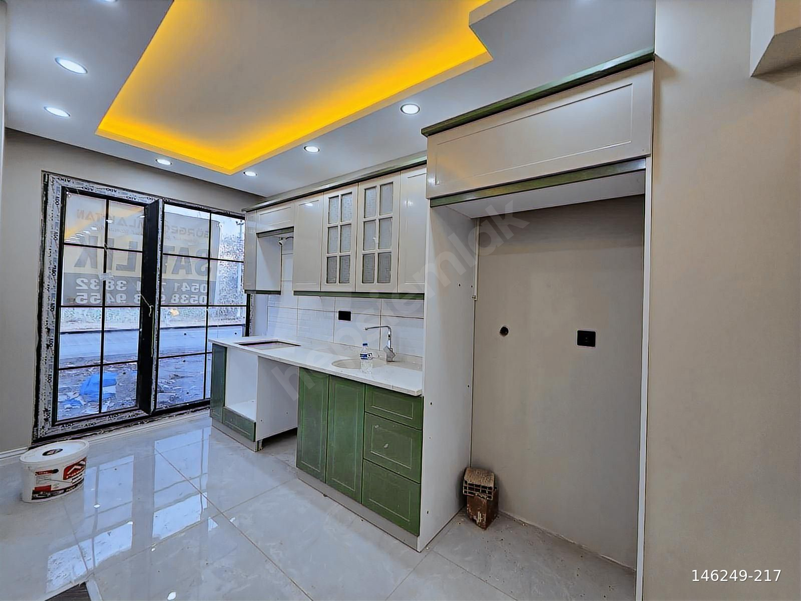GÖRGEÇ EMLAK'TAN GEYİKKOŞAN YOLUNA CEPHE SATILIK 2+1 DAİRE