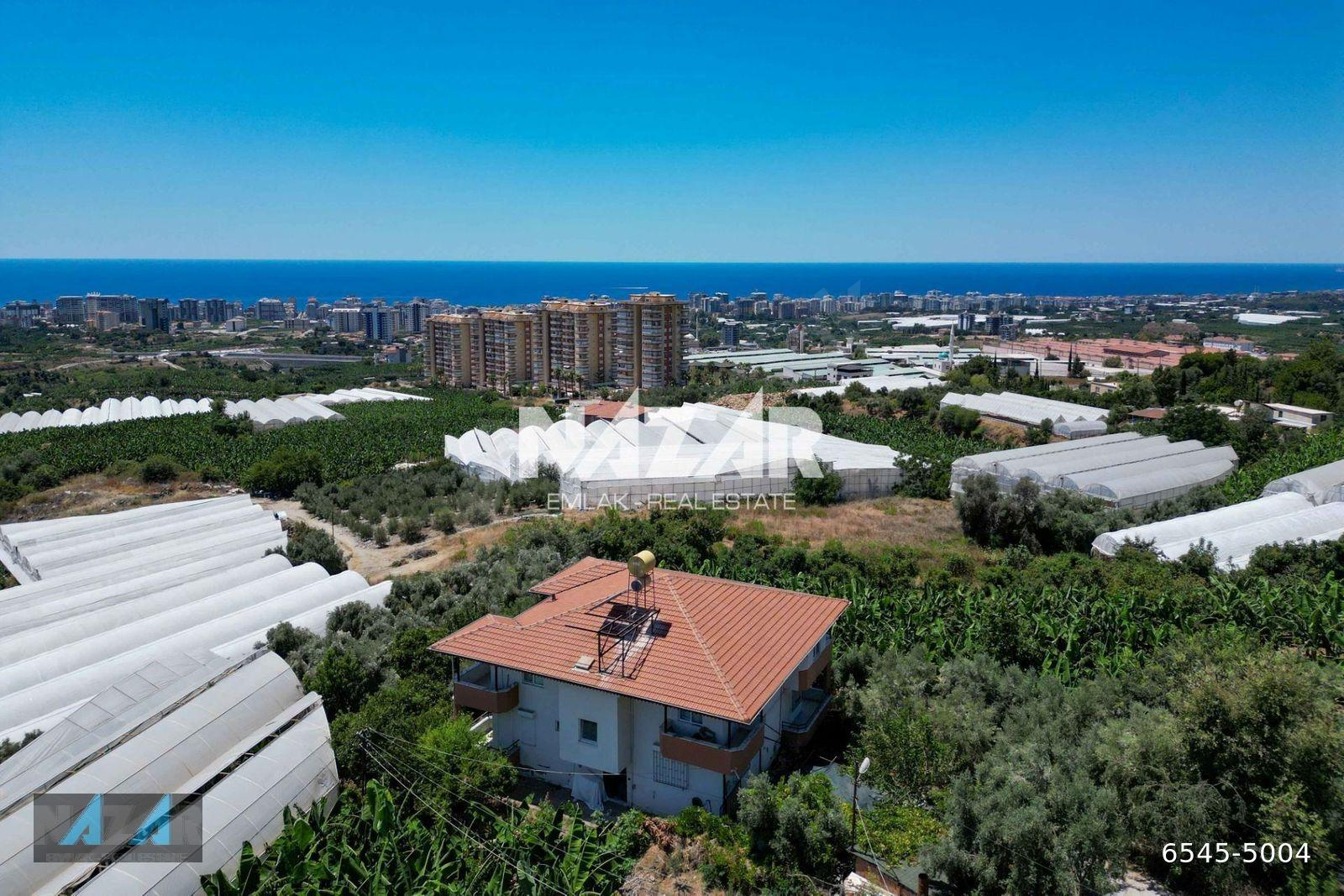 Alanya Mahmutlar’da Satılık 2 Katlı Ayrı Girişli 5+2 Bina