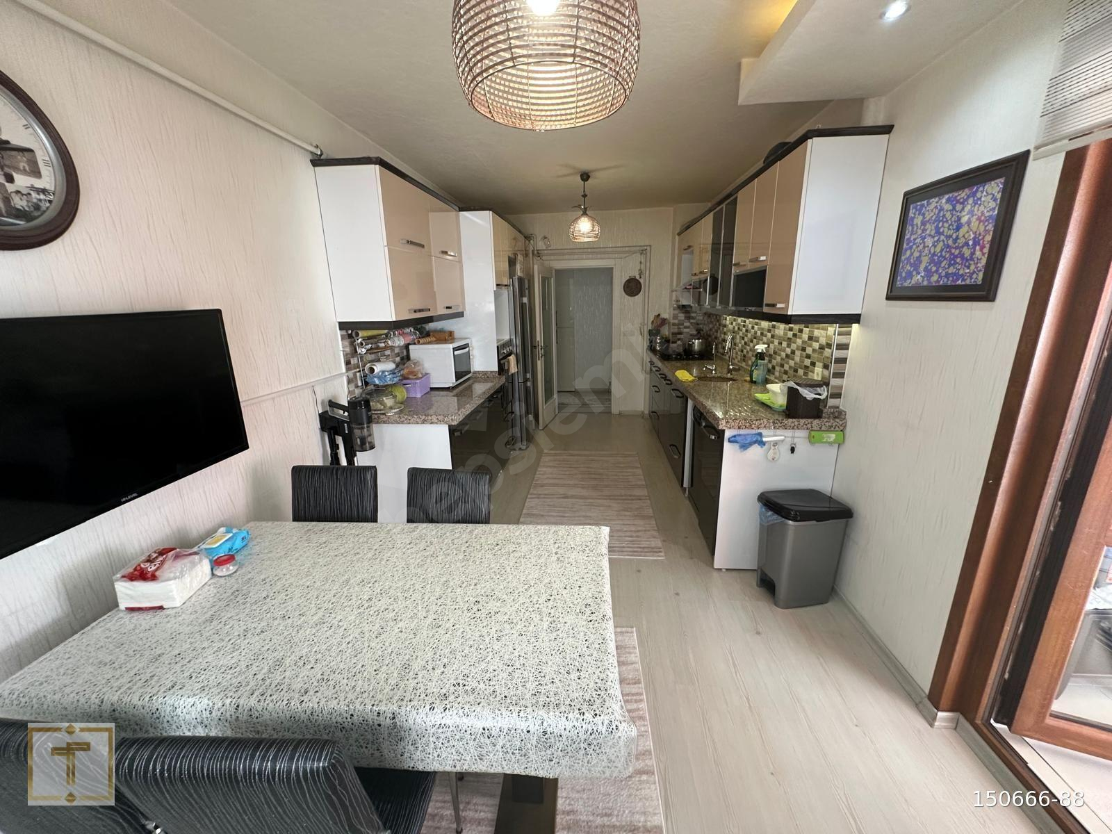 TORUN GAYRİMENKULDEN CELAL ESAT ARSEVEN CADDESİ ÜZERİ 4+1 DAİRE