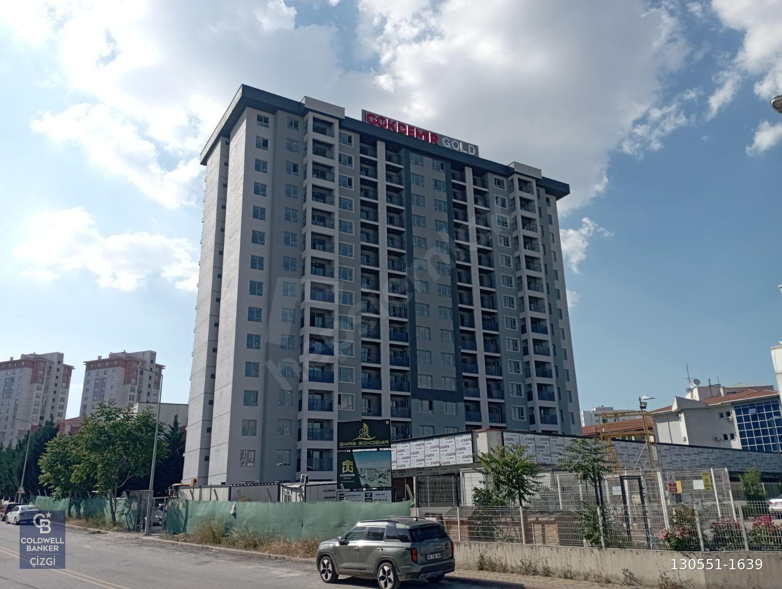Gültepe Mahallesi Gökdemir Gold'ta Satılık 1+1 Daire