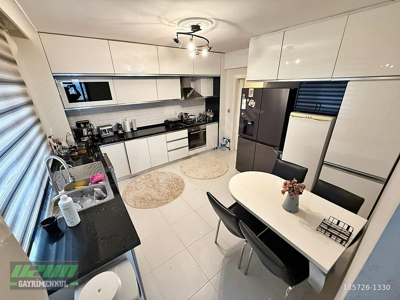 SEVAL CADDESİ YAKINI SİTE İÇERİSİNDE ANKARA MANZARALI 3+1 160M2