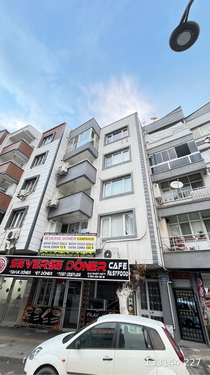 Akhisar Hilaliye caddesi 3+ 1 doğalgazlı Kiralık