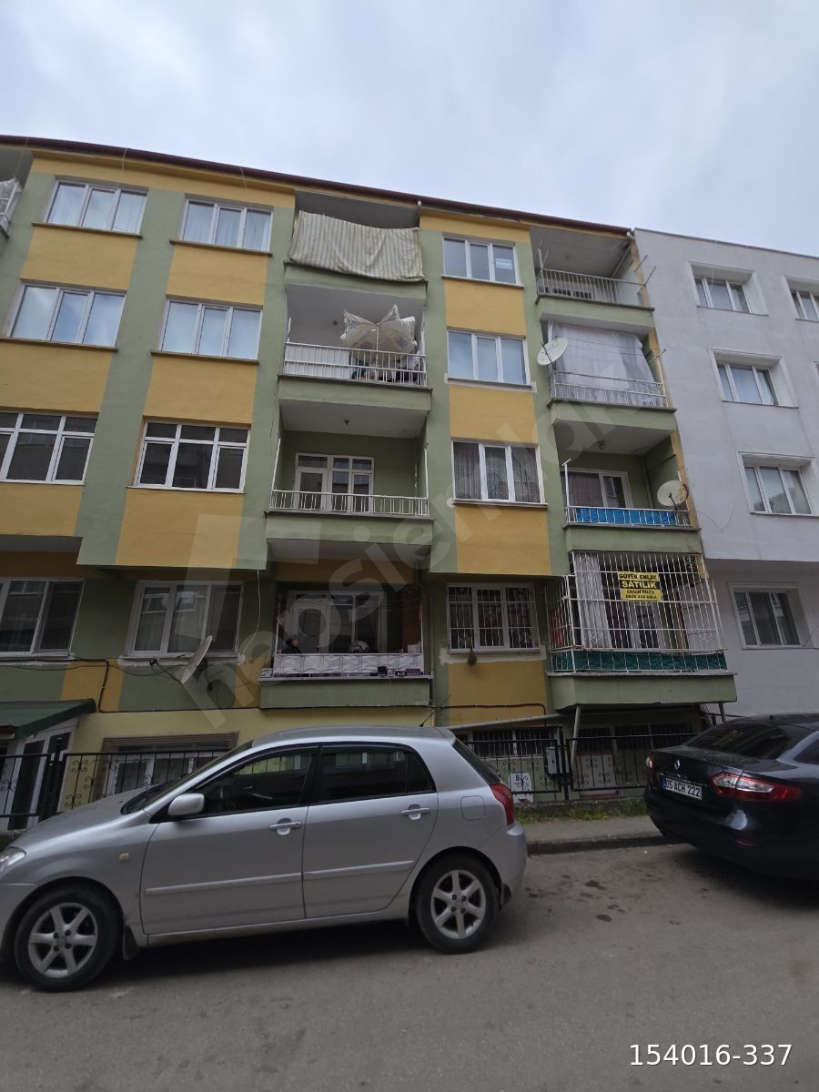 BEYAZITPAŞA MAH. IRMAK KENA. YAK. SATILIK 2+1 DAİRE 130 M2 GENİŞ