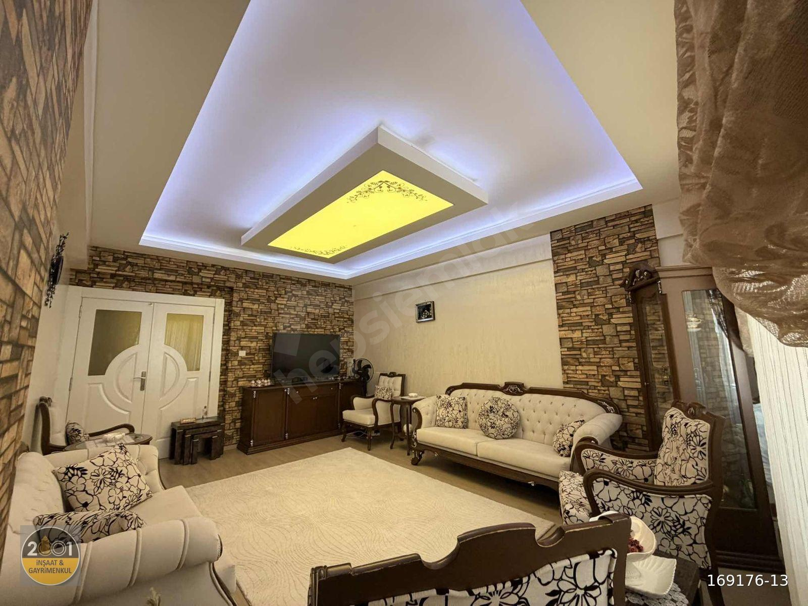 AKKENT DE MÜKEMMEL LOKASYONDA 3+1 SATILIK DAİRE
