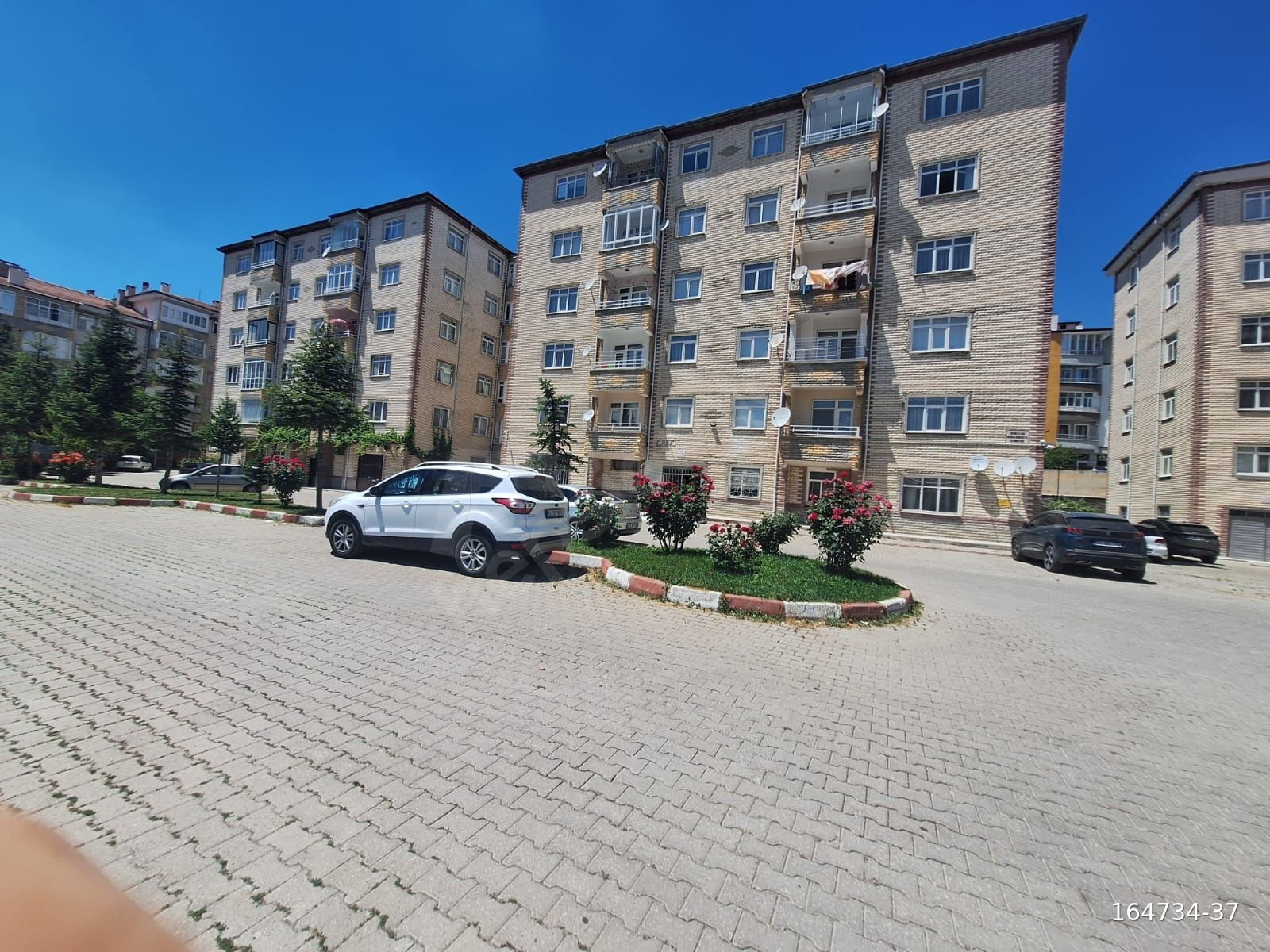 TÜRKER EMLAKTAN ŞEHİR MERKEZİNDE KİRALIK 3+1 DAİRE