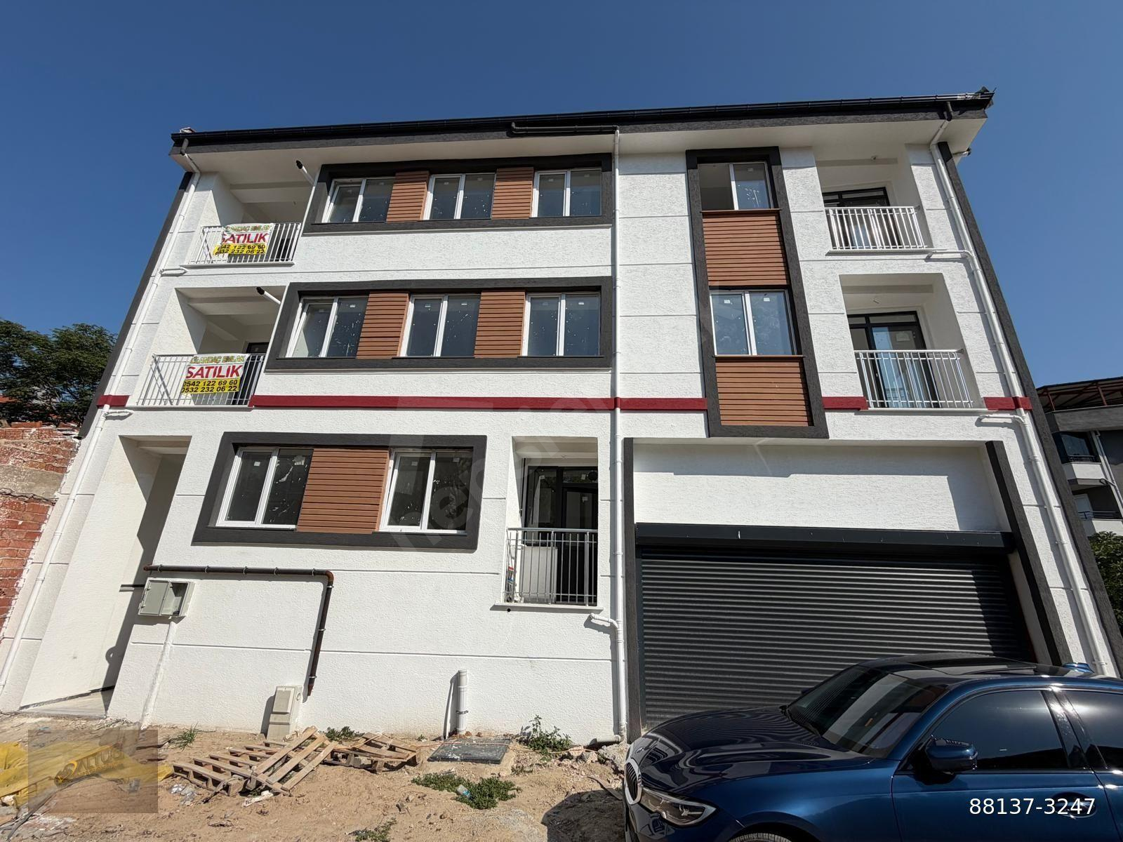 ALTUĞ EMLAK'TAN BARUTLUK'TA SATILIK 1+1 DAİRE