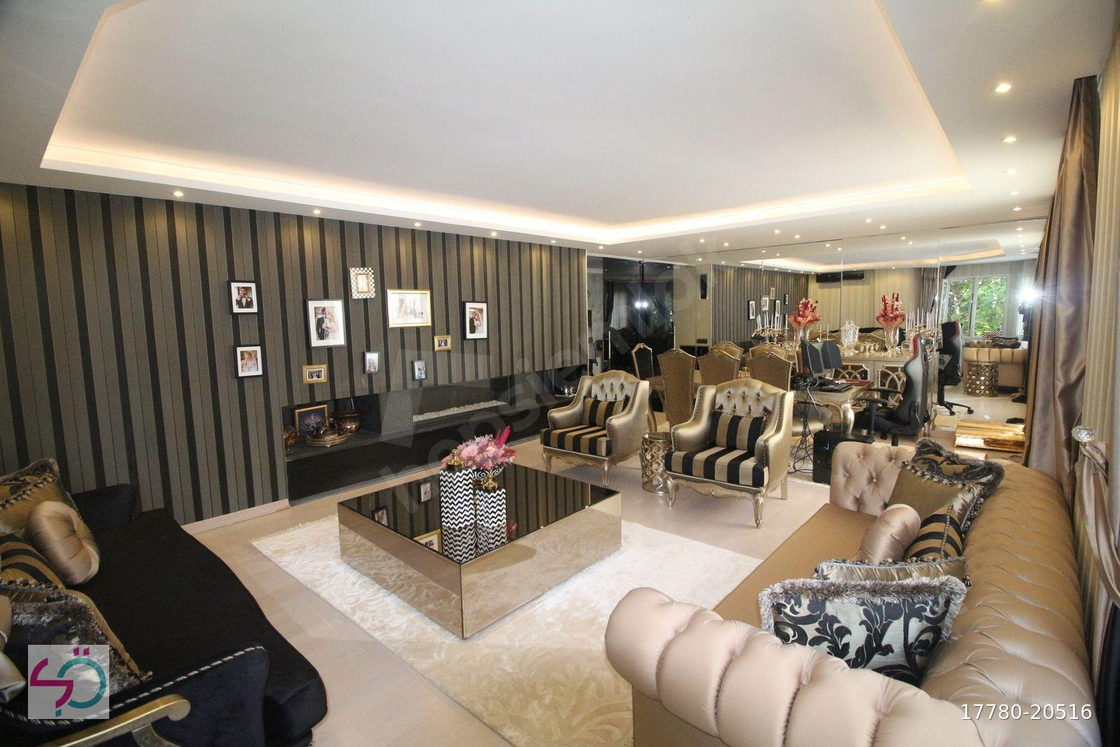 Şebnem Özgül'den Güvenlikli,Havuzlu,Butik Site İçinde Dublex
