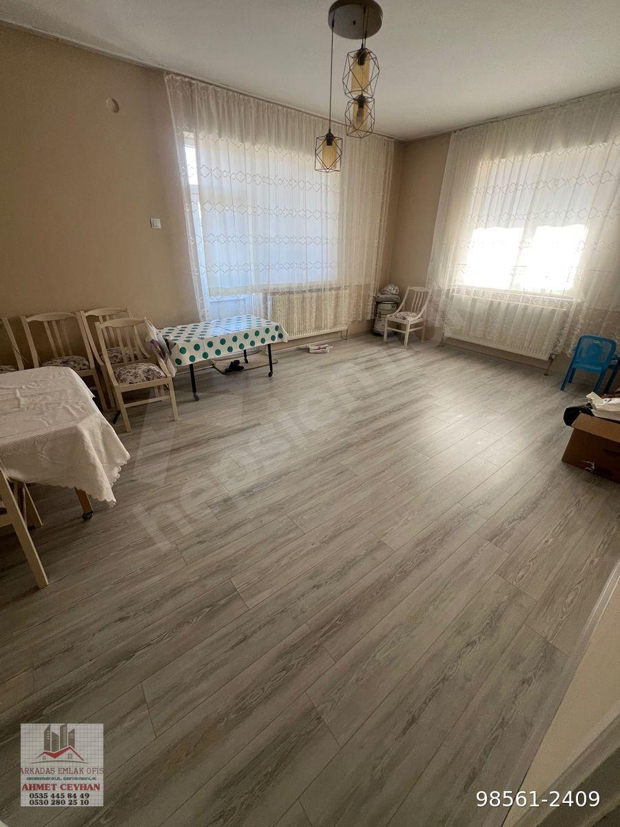 ARKADAŞ EMLAKTAN KALE MAHALLESİ SILA DÜĞÜN SALONU ÇEVRESİNDE KİRALIK DAİRE