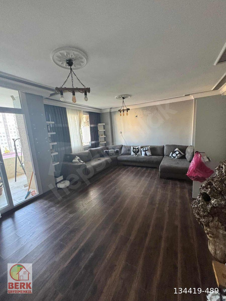 BERK'TEN MAHFESIĞMAZIN EN GÜZEL YERİNDE ULTRA GENİŞ SATILIKDAİRE