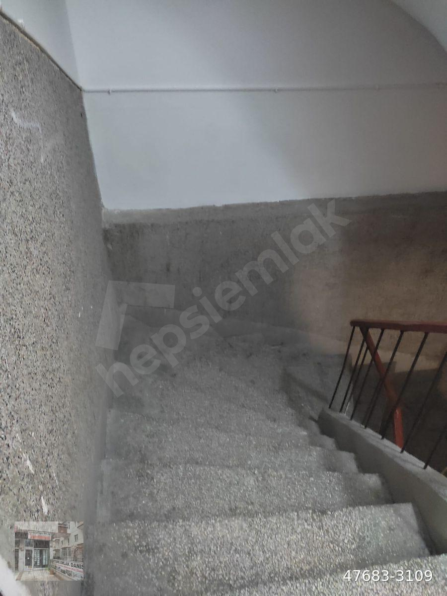 HACETTEPE EMLAK GÖRDÜK SOK. DA 2+1 YAPILI DAİRE Y.GİRİŞ ÖN CEPHE