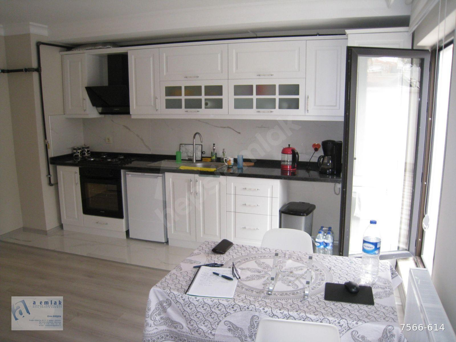ANDREY KARLOVDA YENİ ,OTOPARKLI BİNADA BAHÇE-TERASLI 2+1 FULL BAKIMLI KOMBİLİ DAİRE