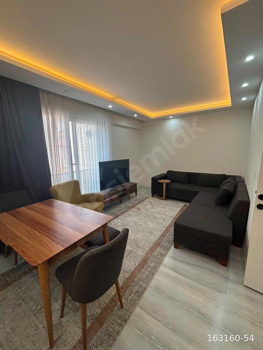 Çizgi Gayrimenkul den Yeni Mah.de 1+1 Full Eşyalı Ara Kat daire
