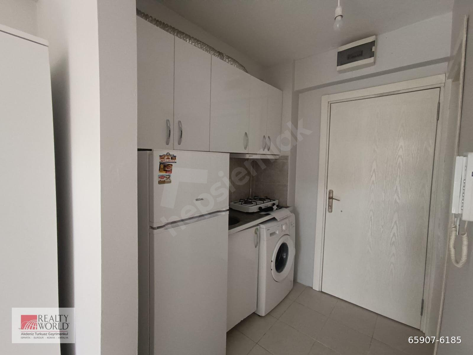 ISPARTA YEDİŞEHİTLER MAHALLESİNDE EŞYALI 1+0 KİRALIK APART