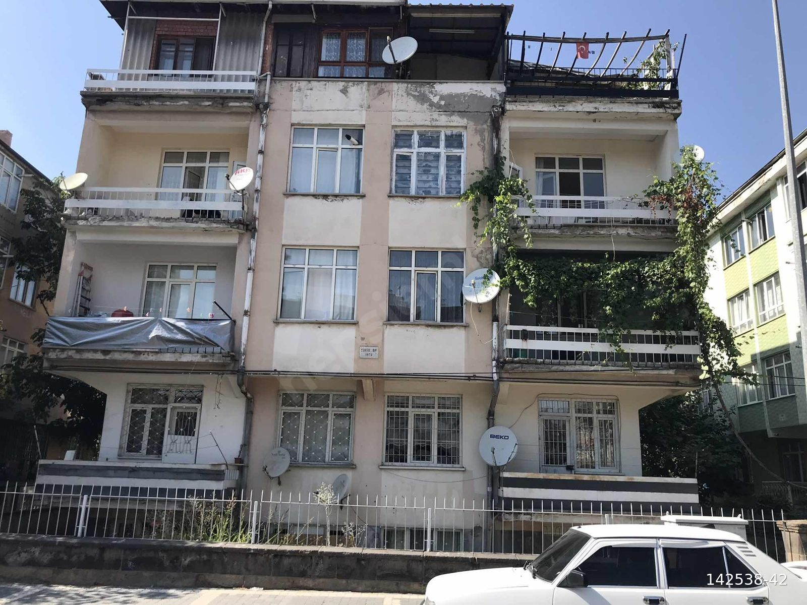 TAŞCIOĞLU EMLAK dan satılık F.çakmak dairesi