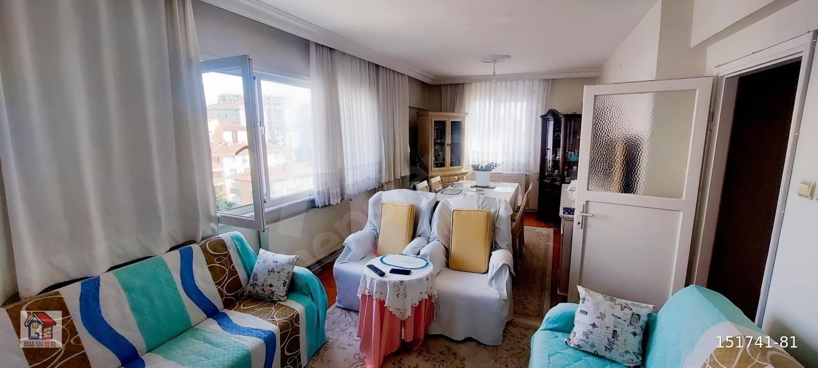 İÇERENKÖYDE MERKEZİ YERDE SATILIK 3+1 DAİRE